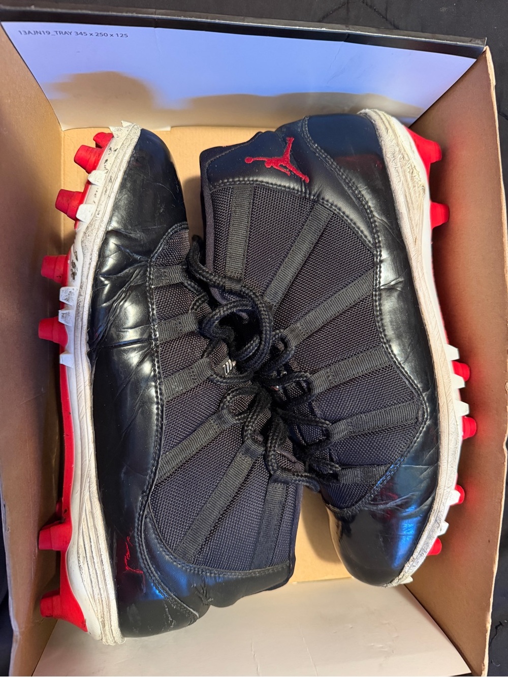 Men’s Jordan bred 11 football cleats